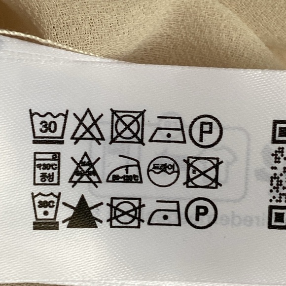 NWT. Zara ZW Collection Ecru/Black Printed Midi Dress. Size M, L. - Picture 13 of 13